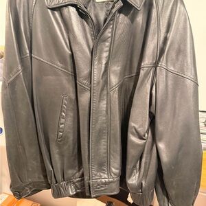 Vericci Men's Black Leather Bomber Jacket